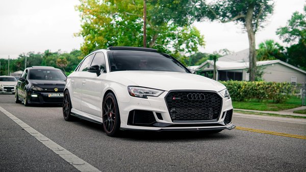 10 modifications essentielles pour customiser sa moto